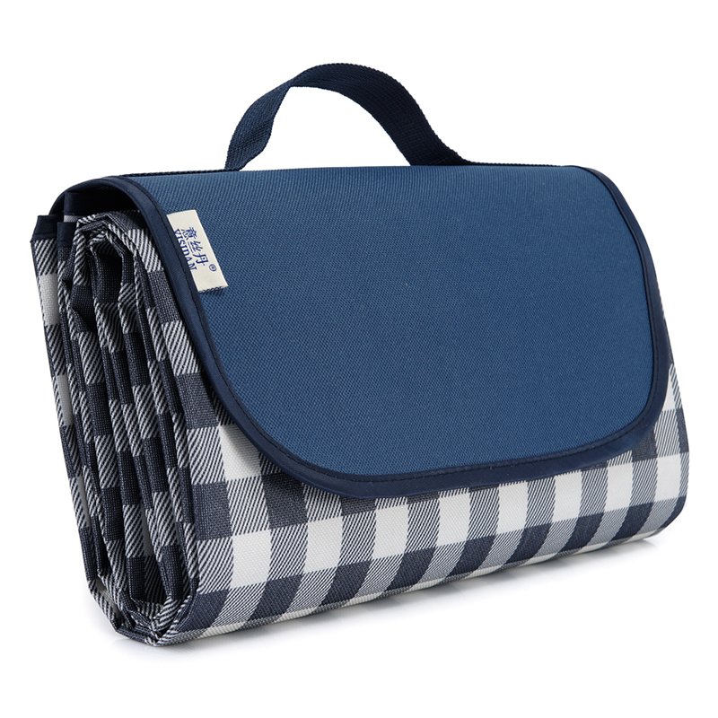 With a thick picnic mat, the Oxford Damp Camping Tents will fold over the water-proof beach