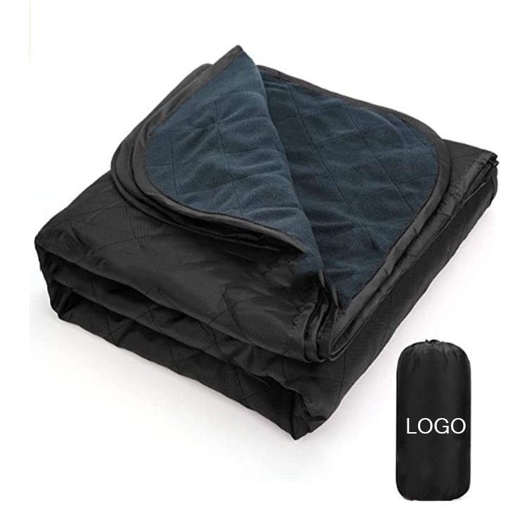 A picnic pad with a thick outdoor velvet and a camping blanket with a portable machine for blackwashing