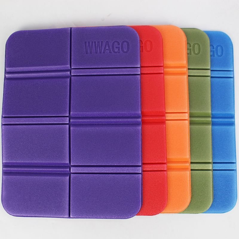 An outdoor folding seating pad will be accompanied by an open-dwelling, water-resistant seat camp with a thicker seating pad