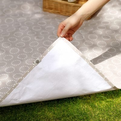 A picnic mat with a hot and thick spring pad and an outdoor camping pad with a super-heavy sand-past-past-past-past-past-past-past-past-past-past