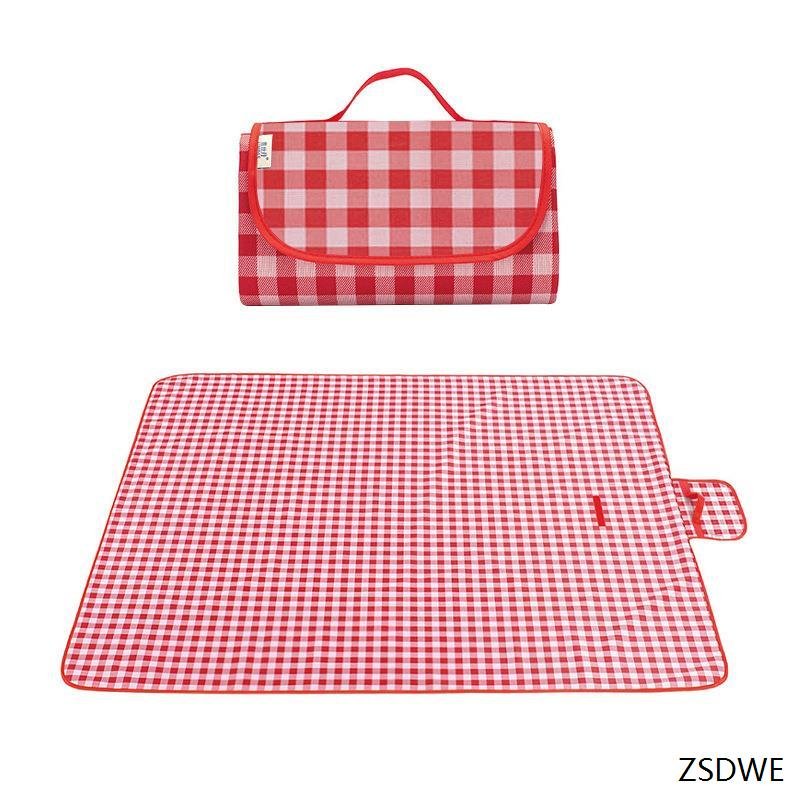 A picnic pad with a hot-tide pad to camp outdoors and a beach steved music conservator