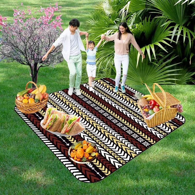 Foreign trade one-on-one picnic pad in Bohemia
