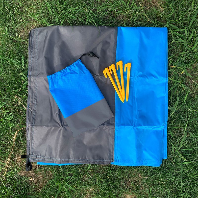 Waterproof beach pads for camping in the open, portable, folding and cleaning bags of picnic pads