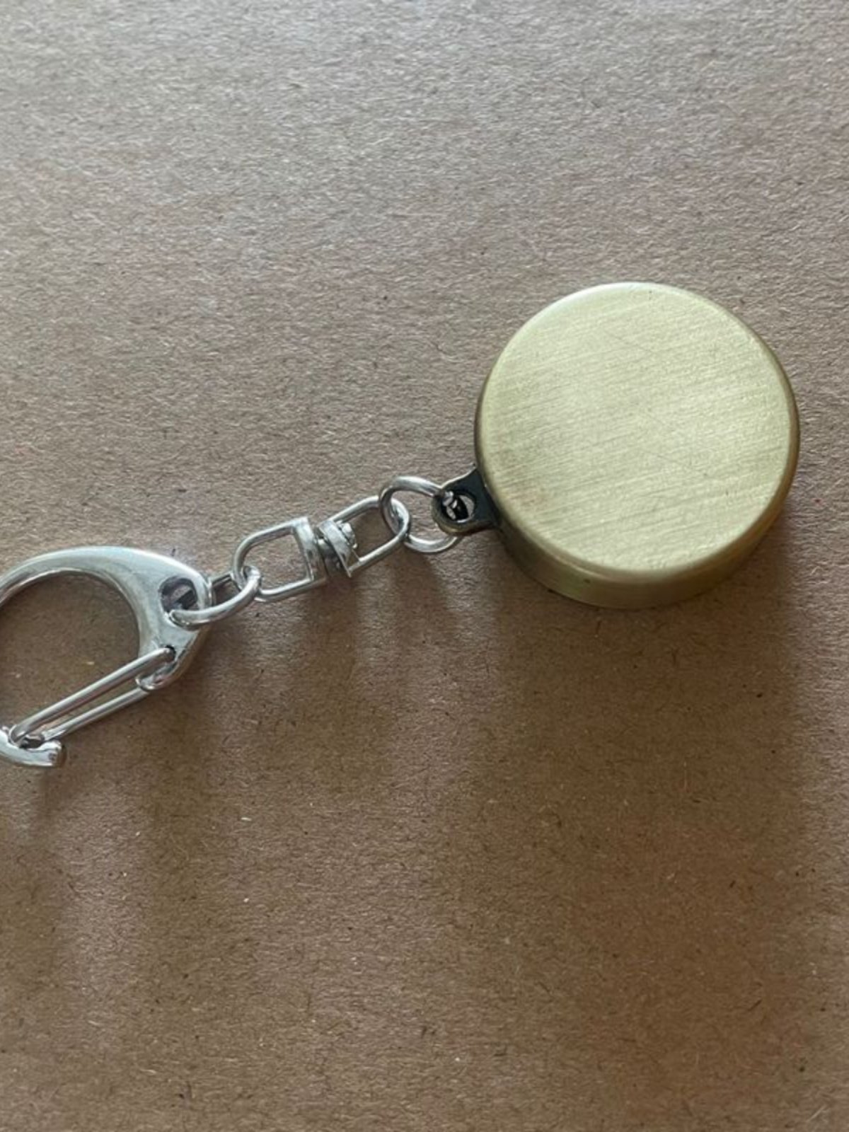 OPEN-AIR RETROSPECT METAL KEY LOCKING POINT TO A 2.3-CM NORTHERLY MINI-NAVIGATION GUIDE CUSTOMIZING LOGO
