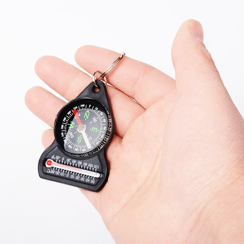 Gaga's outdoor thermometer points to a multi-purpose key to the northern compass and a strong magnet for the field expedition pack