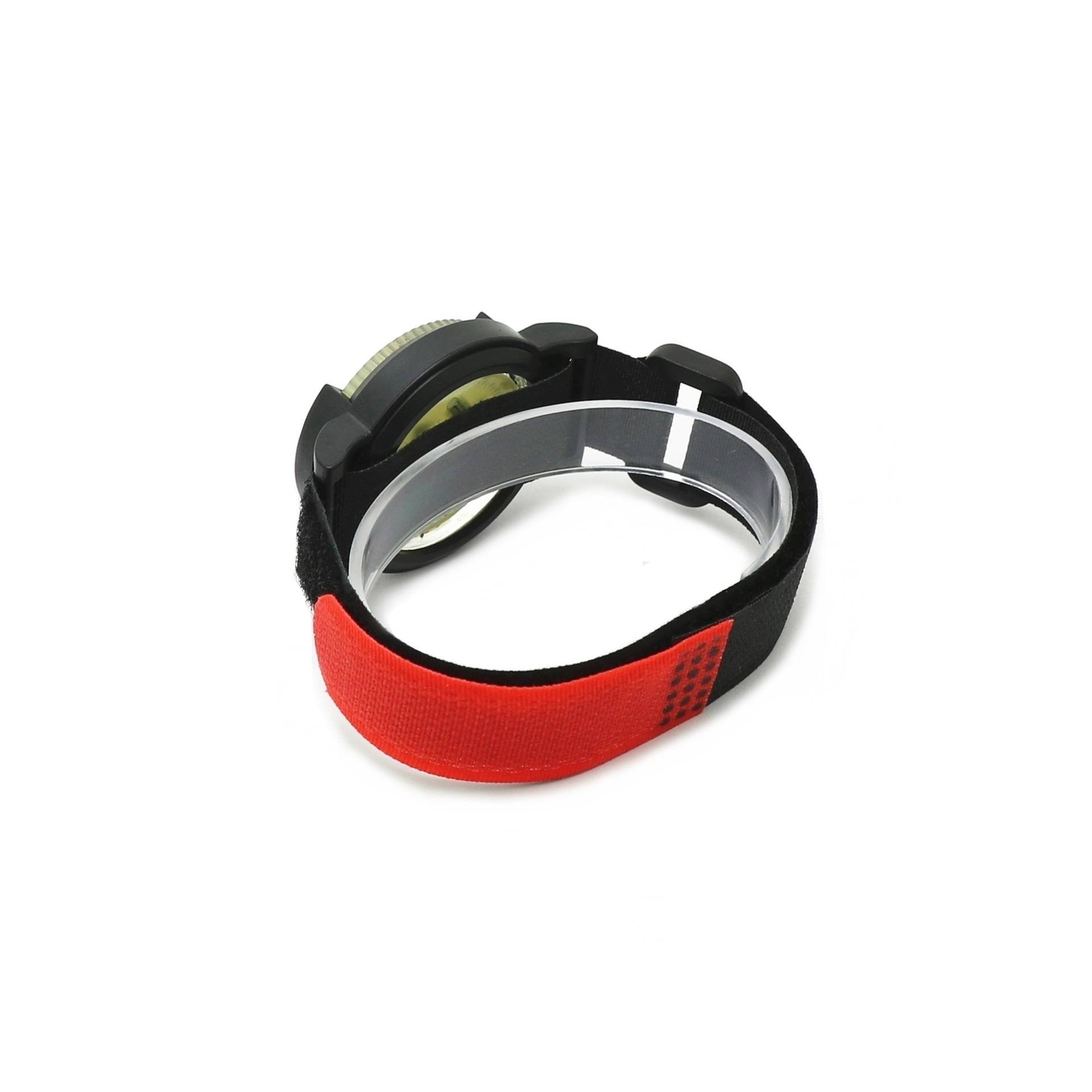 New Scuba points to a northerly compass, waterproof, high-precision wristwatch compass in a steady direction with night light