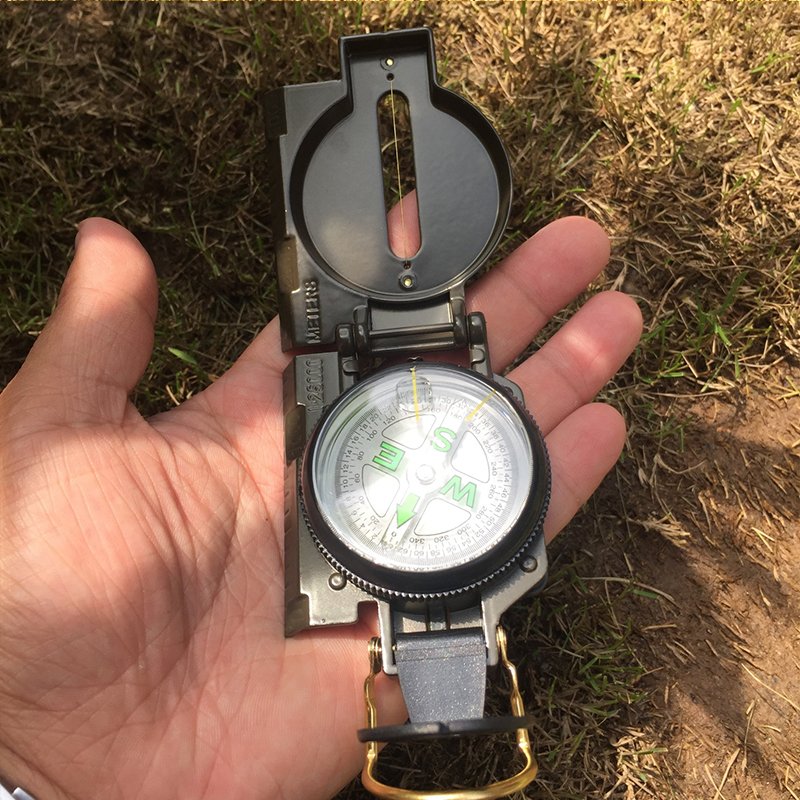 Outdoor supplies will carry a multi-purpose guide/finger pointer/rollboard for the US-style single-arm camp expedition