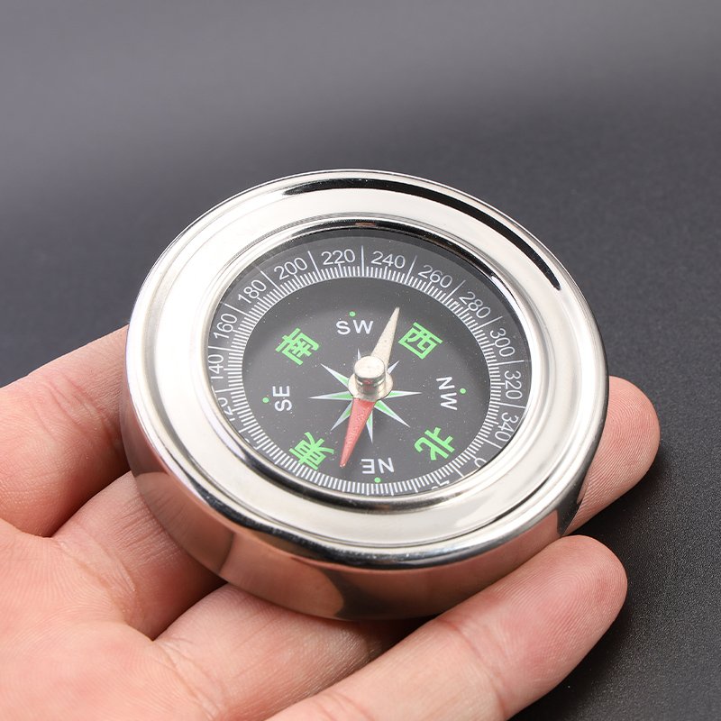 Car-mounted compass, high-precision nightlight car, multi-purpose children's primary school user's side effects