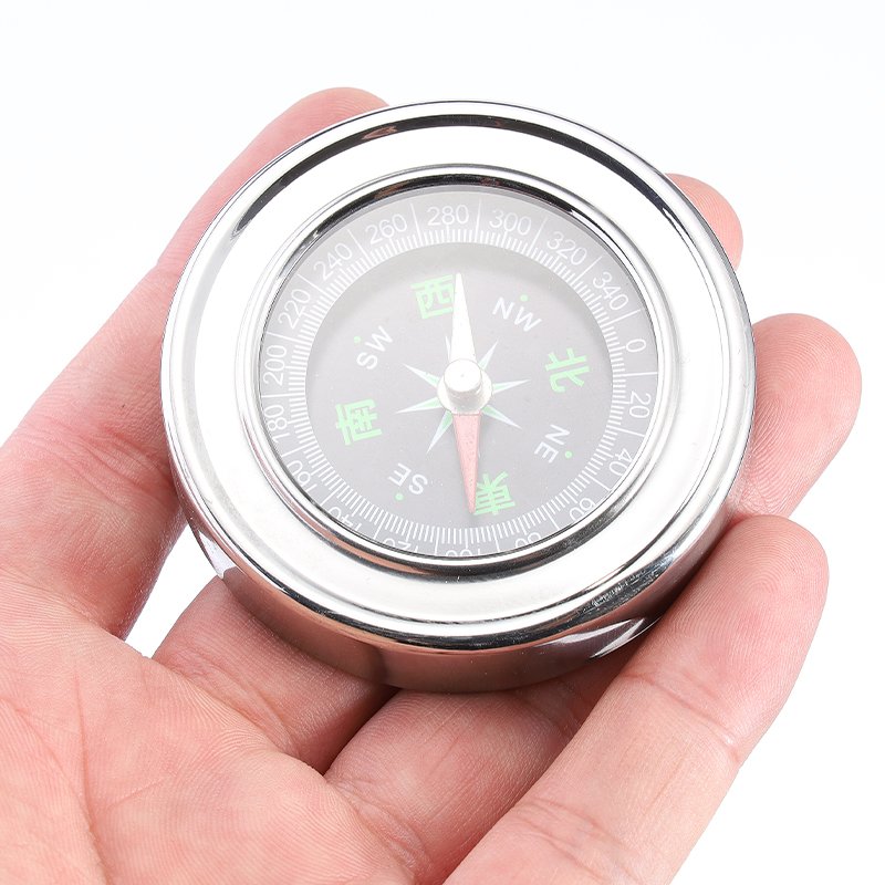 Car-mounted compass, high-precision nightlight car, multi-purpose children's primary school user's side effects