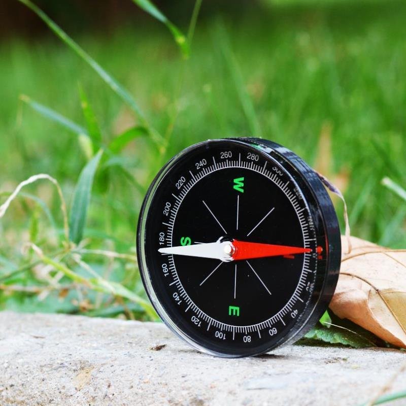 Garg's outdoors point to a multi-purpose compass with a high-precision northerly hand and a strong magnetic waterproof climber