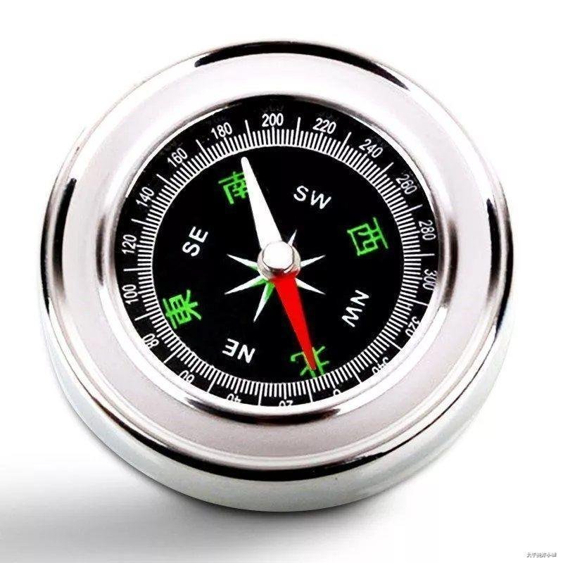 The factory provides a car-borne compass, a vehicle with a high-precision night-light guide, a self-contained equipment