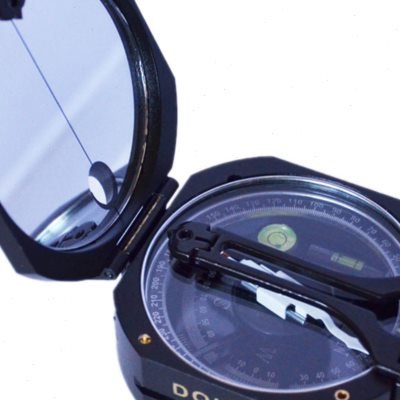 HIGH-PRECISION GUIDE TO THE H-DQL-8 GEOLOGIC COMPASS POINTS TO THE NORTHERLY ANTI-MAGNETIC GEOGRAPHER ON FOOT OUTSIDE
