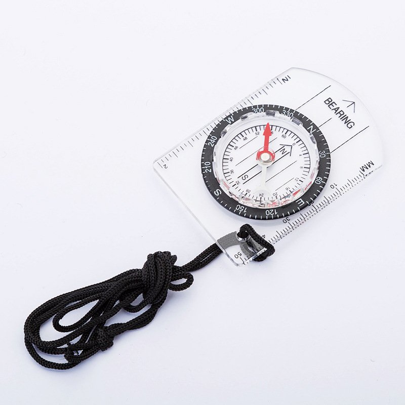 AN OUTDOOR MULTIFUNCTIONAL 35MM PORTABLE COMPASS, HIGH-TRANSPARENT COMPASS SCALE MAP SCALE, NORTH POINTER