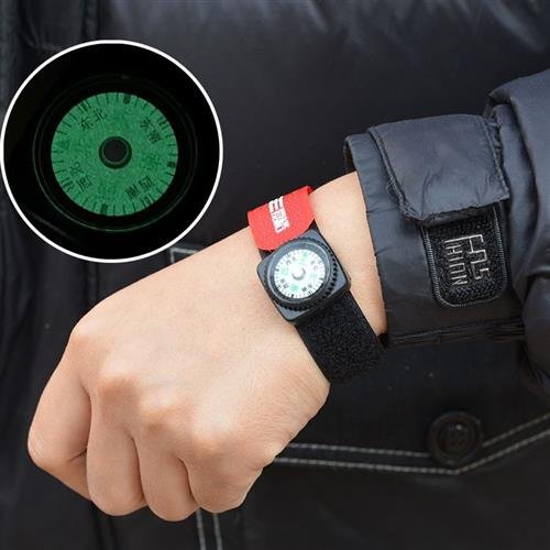 A high-precision wristwatch means a Chinese-Chinese nightlight high-precision watch guide to ride a mini-scene outside