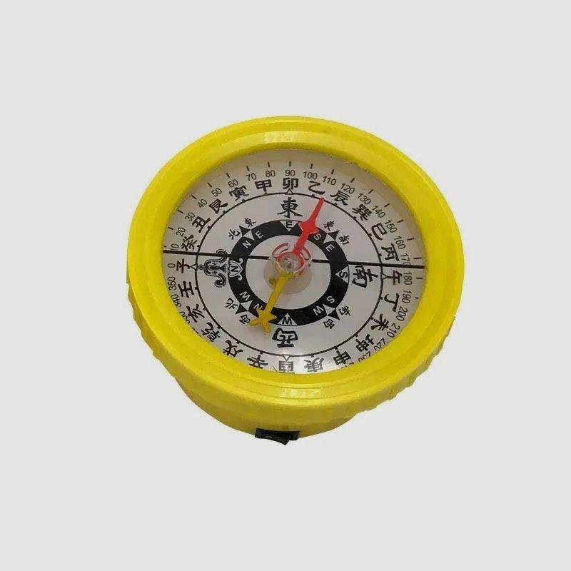 A compass for waterproofing at nightlights with a shock-proof northerly pin on the outside
