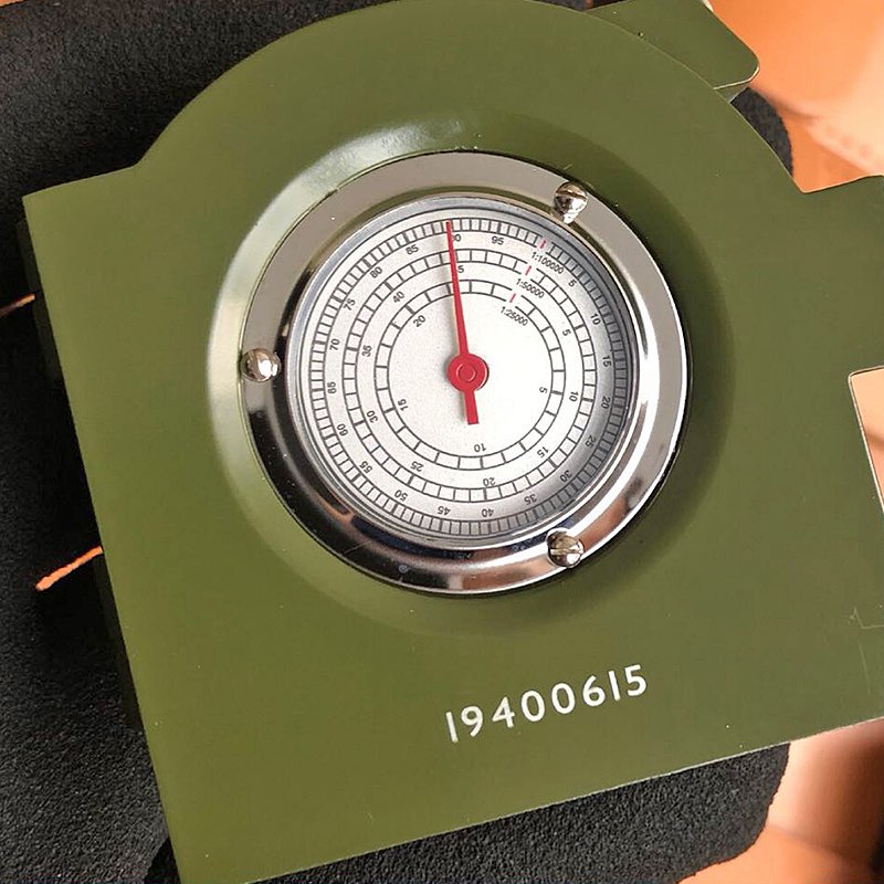 THE HIGH ACCURACY OF THE COMPASS 62ZBZ POINTS TO THE DIRECTION OF THE NORTHERN NEEDLE TO MEASURE THE PERIPHERAL SLOPE OF THE PORTABLE NIGHTLIGHT FUNCTION OF THE COPPER CORE