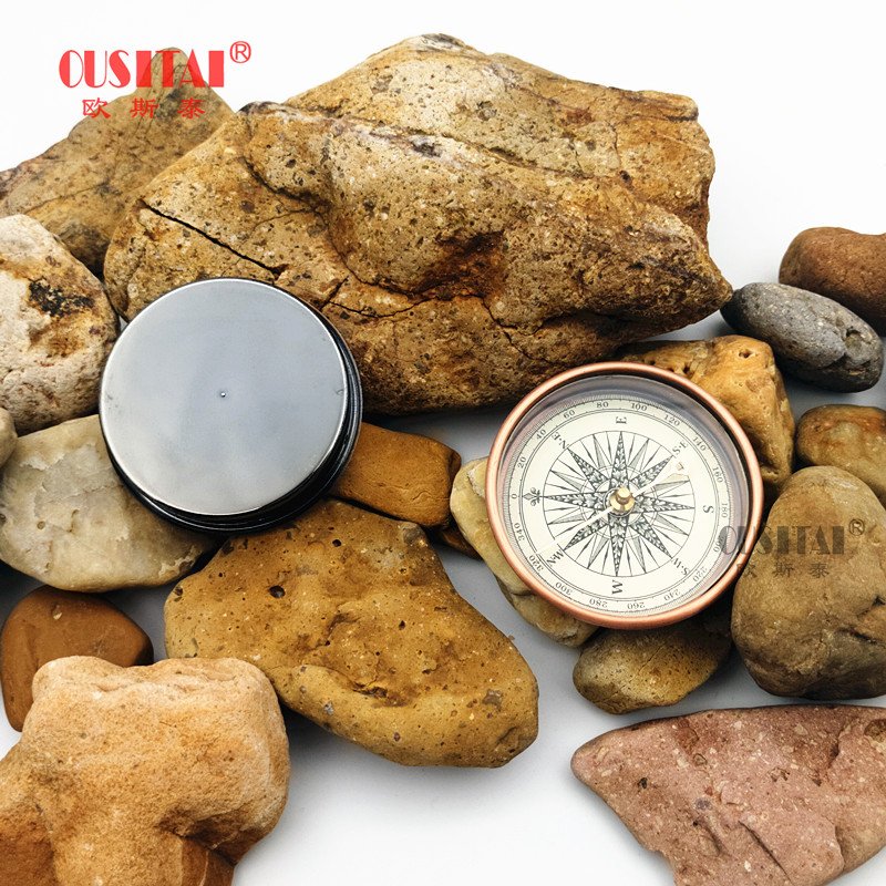 Osten's 56mm in diameter is a fratricidal oxen-like full-blue gift compass