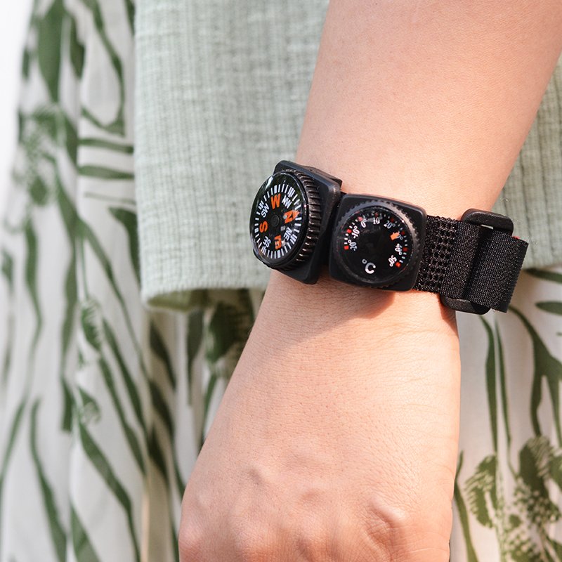 waterproof wristwatch means a cycling expedition with a big 25mm northern plate with a 20mm thermometer