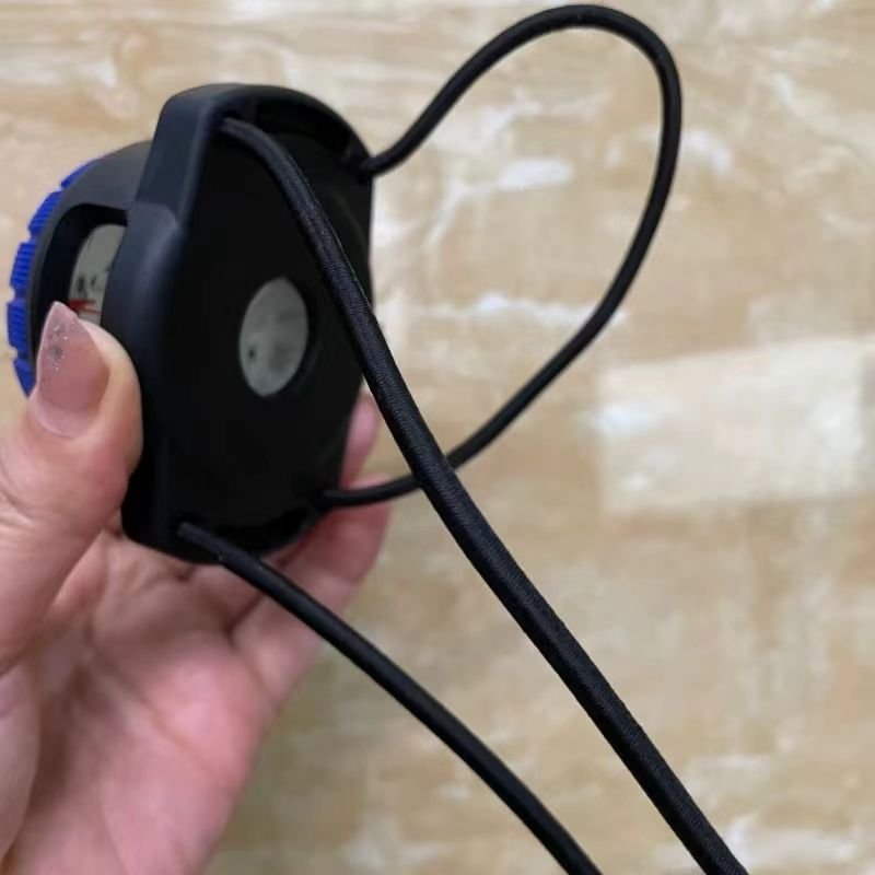 Diving points to a strong magnetic-sensitivity 50 meters with a nightlight compass