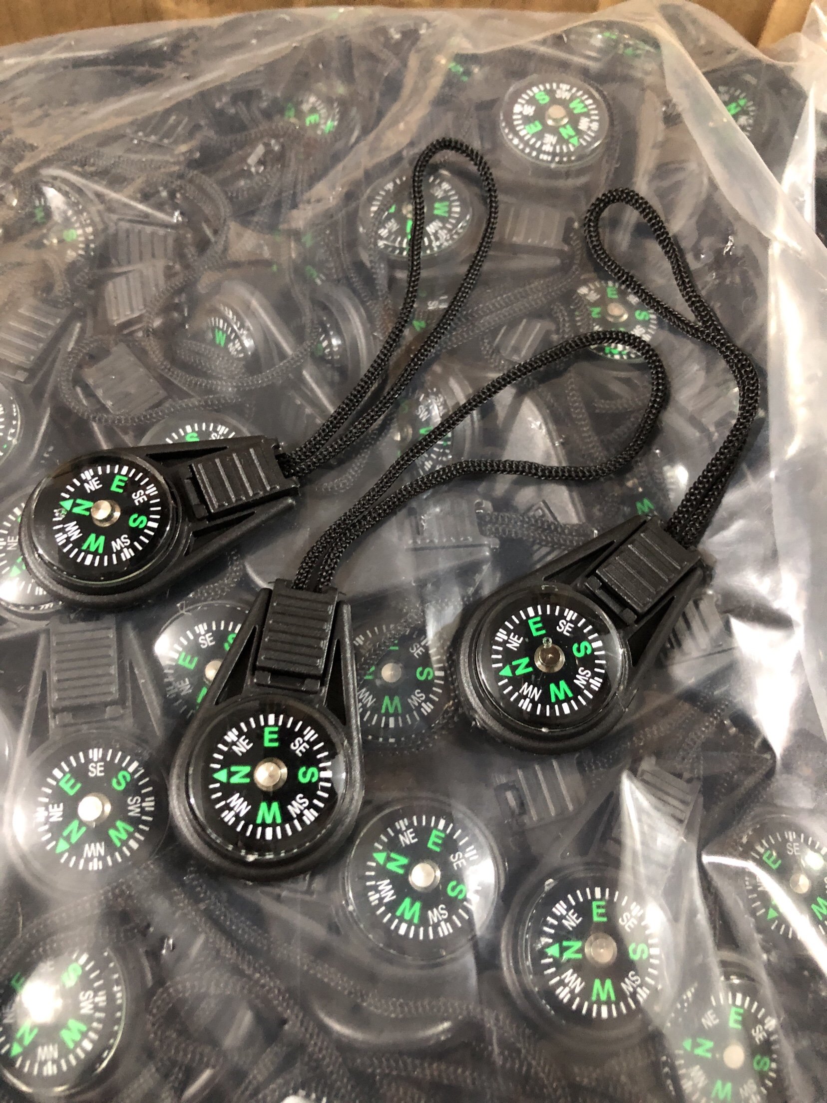 waterproof, 20mm zipper compass, high-precision, small compass for handbags for outdoor ropes