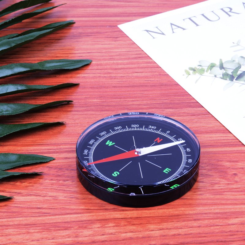 Garg's outdoors point to a multi-purpose compass with a high-precision northerly hand and a strong magnetic waterproof climber