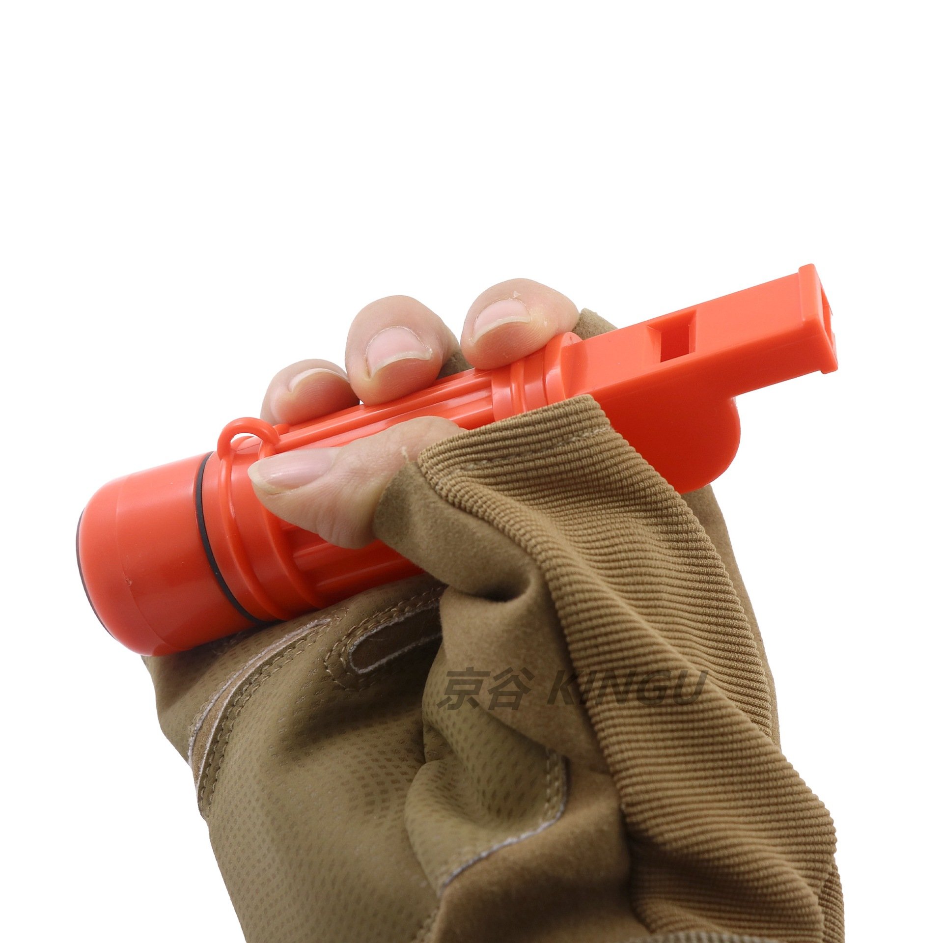 The plastic multi-purpose whistle, with a five-to-one compass, has a large volume of off-site supplies of flint ropes