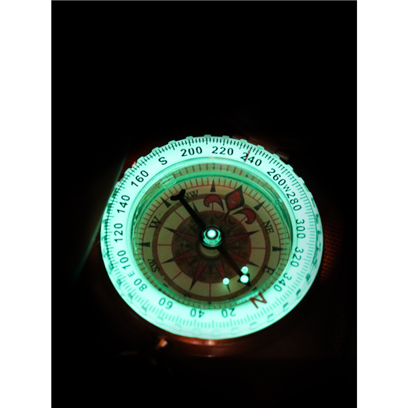 Customize a portable, pure copper flip-cap to a northern, outdoor, multi-purpose metal guide to nightlight watchpost