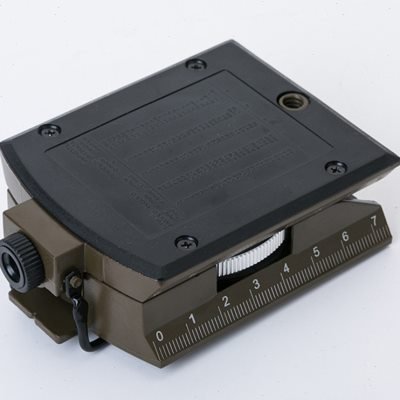 The U.S. outdoors guide, multi-functional horizontal plaster, night-light compass points to the northern needle for the pack