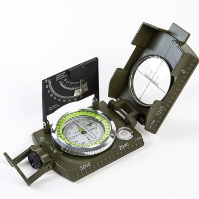 The U.S. outdoors guide, multi-functional horizontal plaster, night-light compass points to the northern needle for the pack