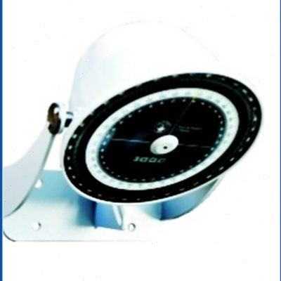 WINDWARD SHIP WITH A STANDING WALL-MOUNTED PLACER, CROSSES THE 19-F/FY MAGNETIC NAVIGATOR CCS CERTIFICATE