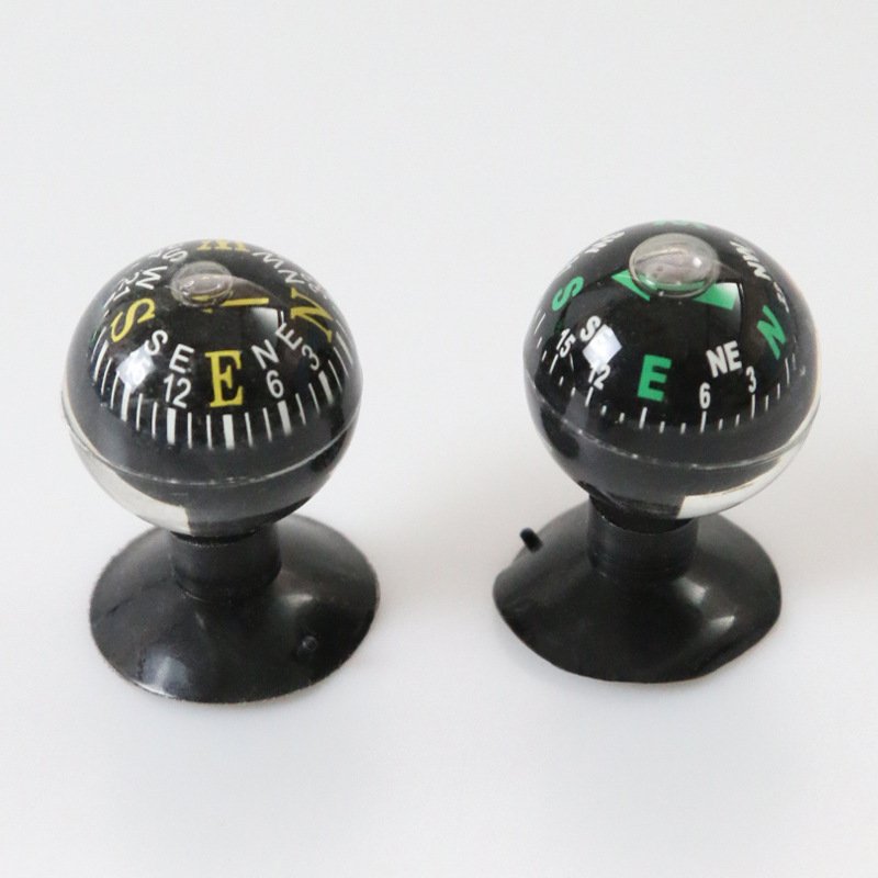 THE LC287-6 ENGLISH-LANGUAGE CAR USES A COMPASS AND A SNUFF-SNIFFER FOR A VARIETY OF NORTHERLY NEEDLES