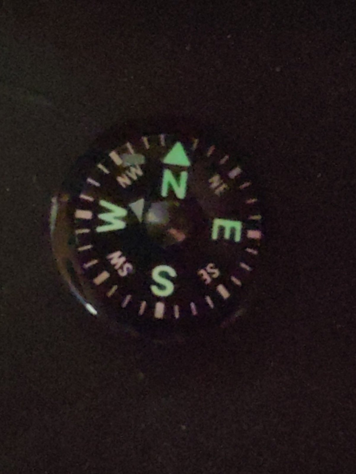 the u.s. authentic wazoo mini-button points to a camping camp in the north of the nightlight