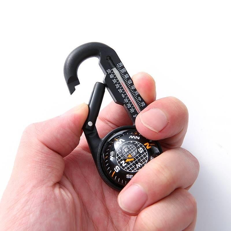 THE DC28 ZINC ALLOY DOUBLE-SIDED COMPASS THERMOMETER POINTS TO THE DIRECTION OF THE NORTH NEEDLE ' S MULTI-PURPOSE OUTDOOR DETACHMENT