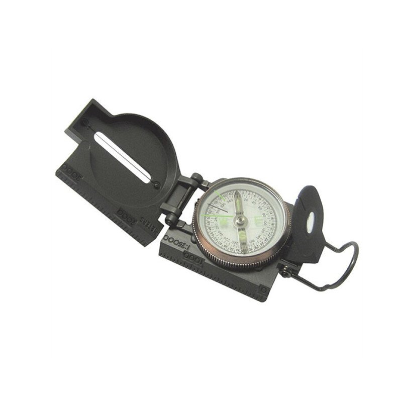 The Japanese imported oil-type compass carries a high-precision compass with a multi-purpose cross-country professional pointer