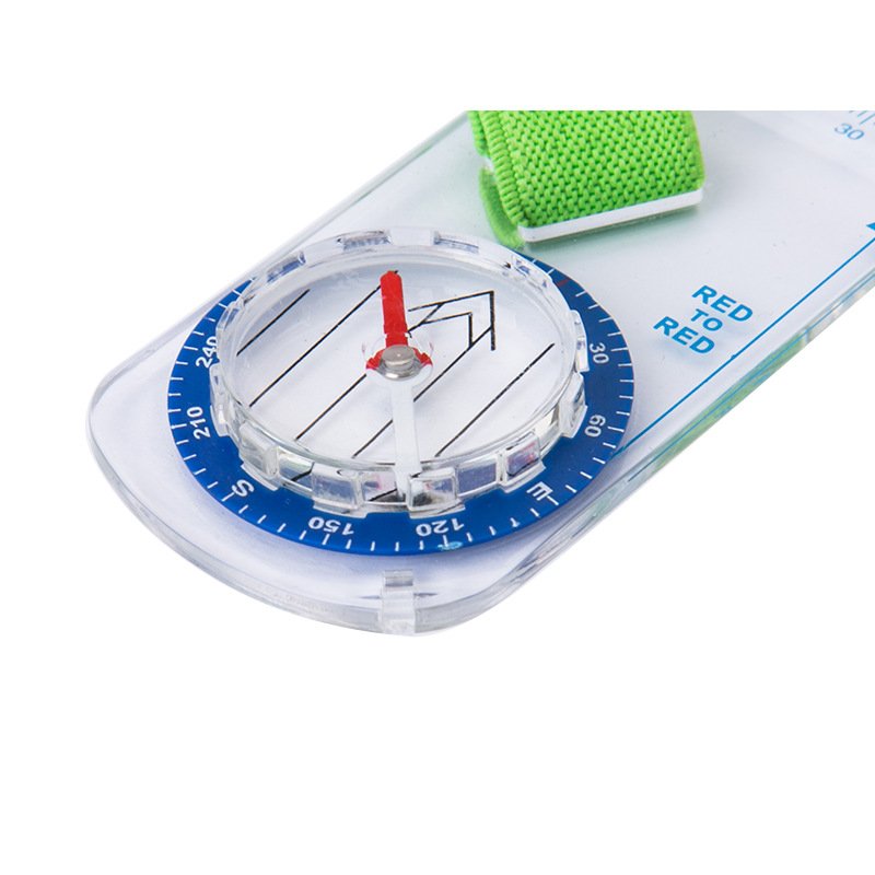 A scale map guide with multi-purpose outdoor orientation for training in north cross-country competition