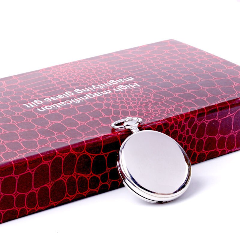 A high-precision water-rehabilitation clock compass, a high-precision water-resistant all-metal pendulum pointer, so you can climb up the mountain