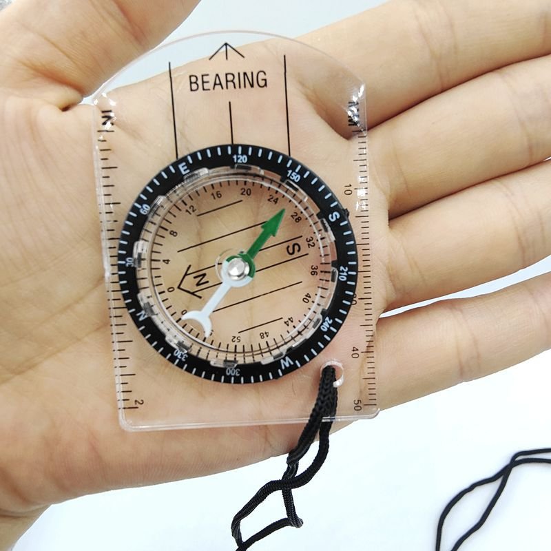 Mini-transparent Aclik scale compass, north end of the map line, a lost field expedition