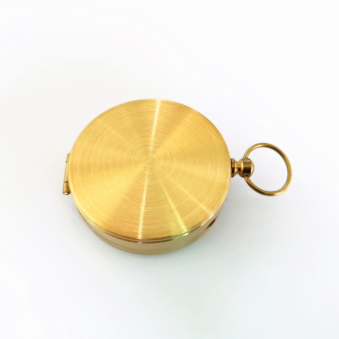 Pure copper points to the northern outdoor compass, to the retrospect of the high-precision student motor vehicle