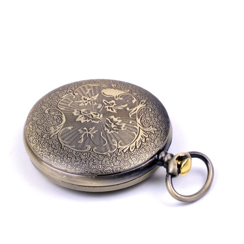 A high-precision waterproof, full metal lid to the north, and an excursion to the mountains