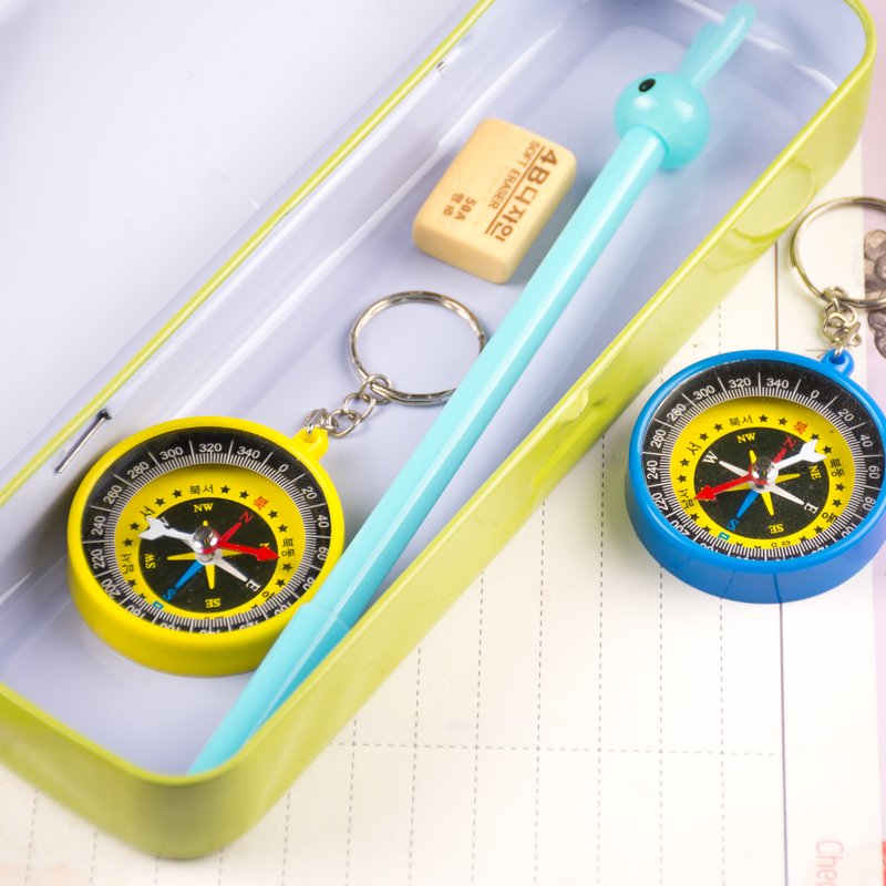 The children's guide kit for primary school students, the North-South and the South-North Scientific Experiment