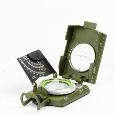 A HIGH-PRECISION M2 GEOLOGICAL COMPASS MULTI-PURPOSE COMPASS POINTS TO THE ANGLE LEVEL OF THE NORTHERN PIN NIGHT CD