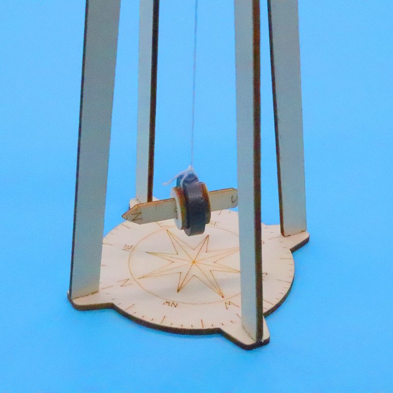 students in science experiments on hand-made diy materials, small-scale production of science and technology, invented physics stem teaching aids