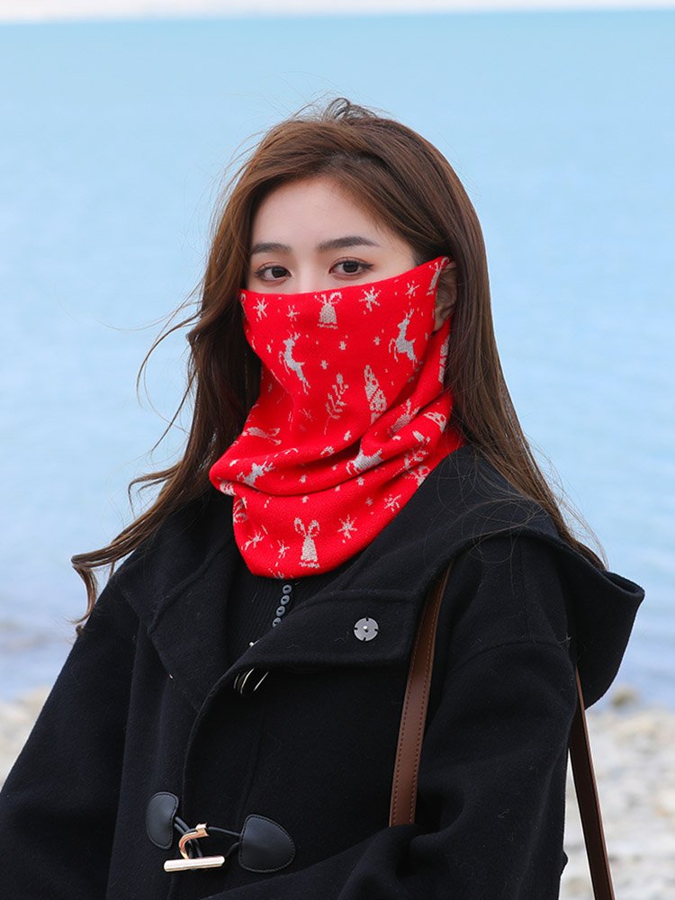In the winter, the Korean version, with a hooded ear mask, rides with a cold-faced fashion twirl