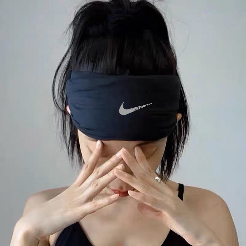 Ride the mask around the tan, the tan, the UV-protected neck-breathing turban outside the summer house