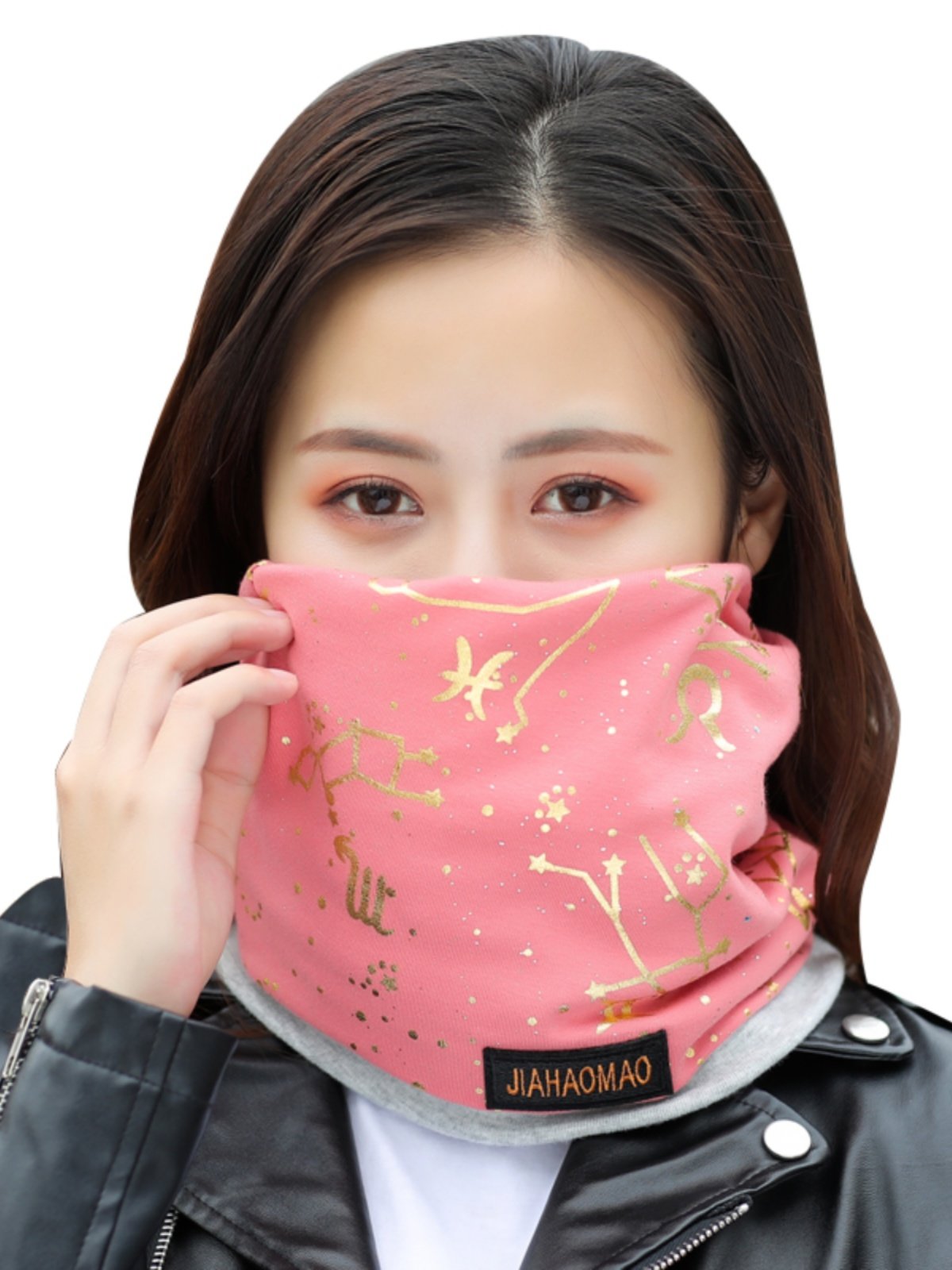 Diccanon is a wind-proof, wind-proof rim around her winter neck