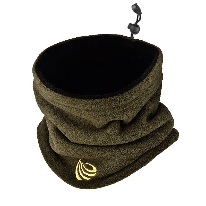 A man with a hot neck for the winter, a man with a velvet turban for the neck