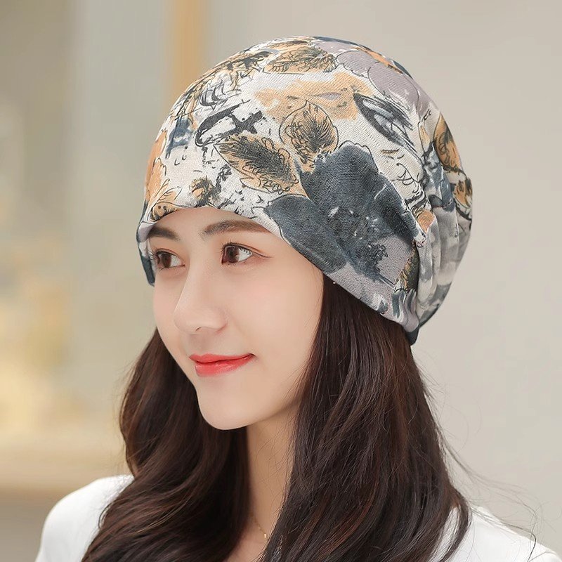 Ms. Queen of the Nation's Frozen Hat on a gas turban and shawl