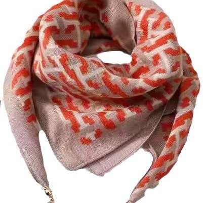 Magnetic triangulation neck-protected little scarf girl, 2024 new tampons in the autumn and winter