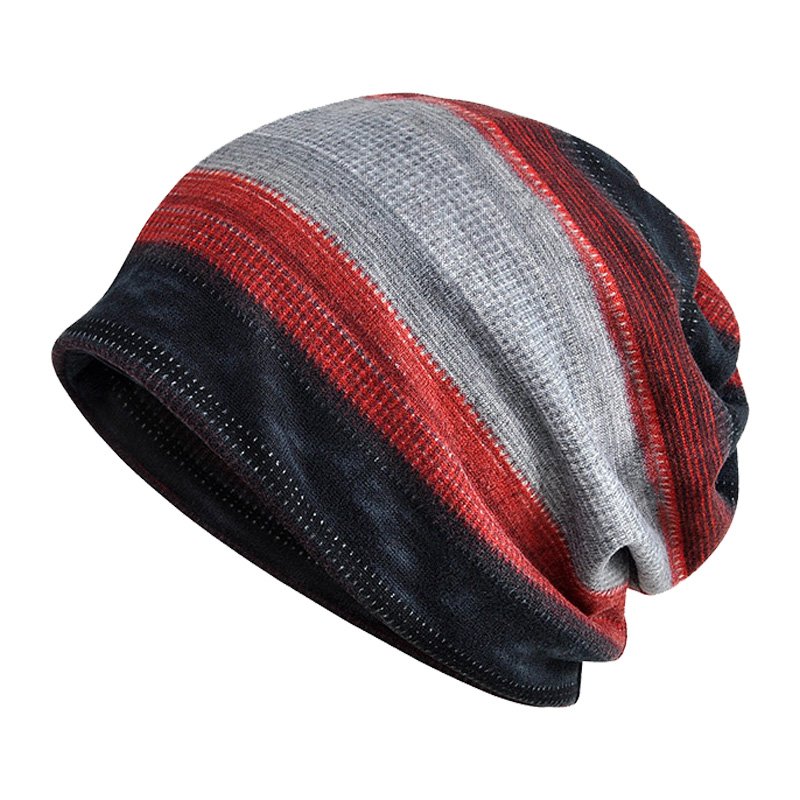 A warm-natured female outdoor exercise with a scarf to protect her neck from the wind and sand turban