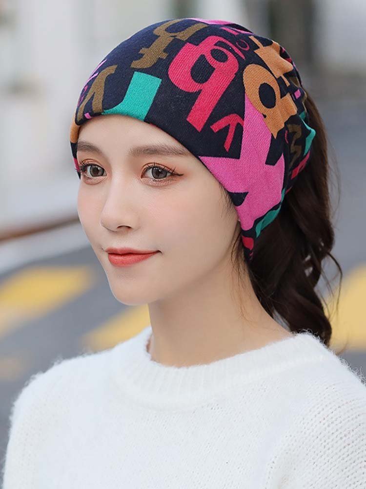 "Autumn and winter, the walrus turban rides for neck and neck